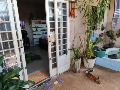 Casa com 3 Quartos à venda, 220m² no Vila Nossa Senhora de Fátima, Brasília