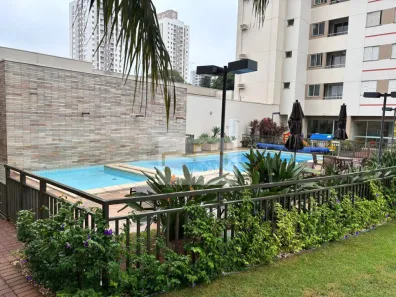 Apartamento com 3 Quartos para alugar, 70m² no Aurora, Londrina