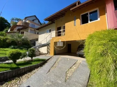 Casa com 3 Quartos à venda, 250m² no Coqueiros, Florianópolis