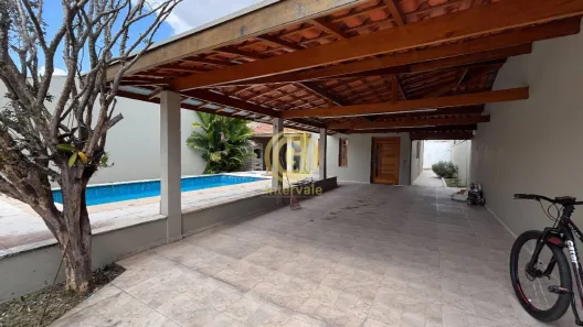 Casa com 2 Quartos para venda ou aluguel, 100m² no Jardim Santa Maria, Jacareí
