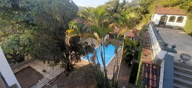 Casa com 5 Quartos à venda, 1000m² no Jardim Amália, Volta Redonda