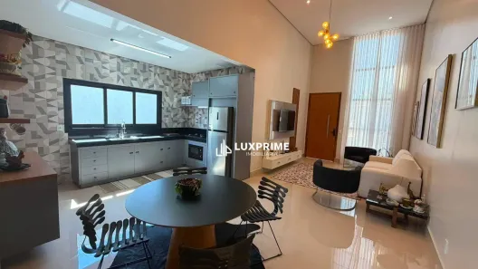 Casa com 3 Quartos à venda, 220m² no Plano Diretor Sul, Palmas