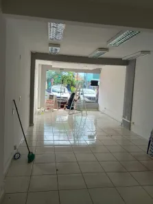 Ponto Comercial para alugar, 120m² no Vila Guedes de Azevedo, Bauru