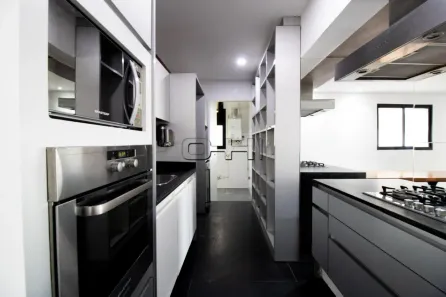 Apartamento com 2 Quartos à venda, 100m² no Cerqueira César, São Paulo