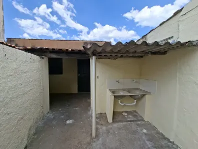 Casa com 1 Quarto para alugar, 100m² no Vila Scarabucci, Franca
