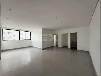 Apartamento com 3 Quartos à venda, 140m² no Centro, Divinópolis