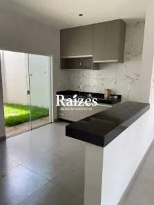 Casa com 2 Quartos à venda, 71m² no São Jorge, Uberlândia