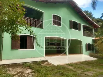 Fazenda/Sítio com 6 Quartos à venda, 320m² no Centro, Embu-Guaçu