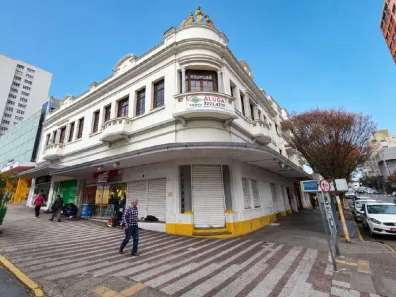 Sala Comercial para alugar, 168m² no Madureira, Caxias do Sul