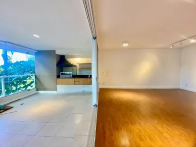 Apartamento com 3 Quartos para alugar, 180m² no Campo Belo, São Paulo
