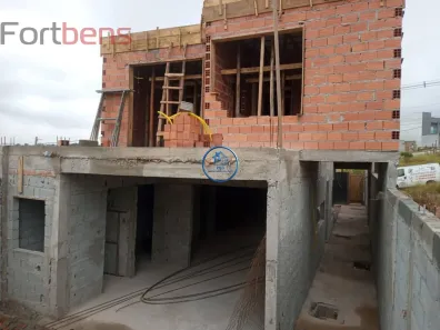 Casa com 3 Quartos à venda, 166m² no Laranjeiras, Caieiras