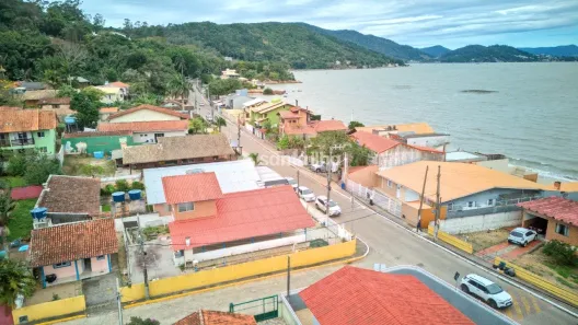 Lote/Terreno à venda, 450m² no Sambaqui, Florianópolis