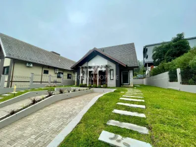 Casa com 3 Quartos à venda, 134m² no Ipê Amarelo, Gramado