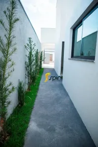 Casa com 3 Quartos à venda, 132m² no Laranjeiras, Uberlândia