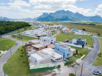 Casa de Condomínio com 4 Quartos à venda, 303m² no Jacuhy, Serra