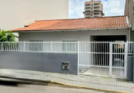 Casa com 3 Quartos à venda, 1300m² no Castelo Branco, Itapema