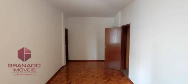 Apartamento com 3 Quartos para alugar, 115m² no Zona 01, Maringá