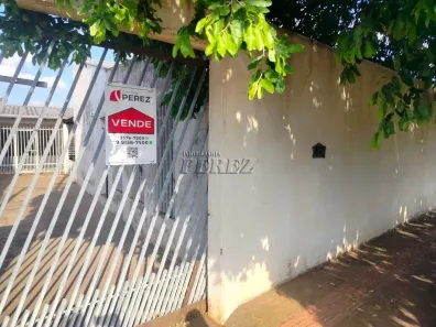 Casa com 2 Quartos à venda, 100m² no Leonor, Londrina