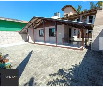 Casa com 5 Quartos à venda, 257m² no Centro, Penha