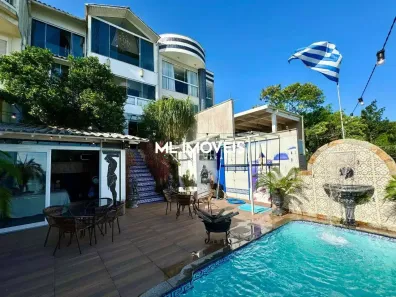 Casa com 3 Quartos à venda, 283m² no São Marcos, Macaé