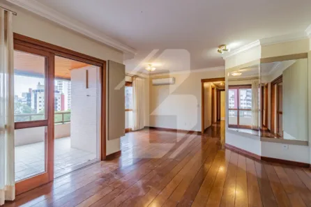 Apartamento com 4 Quartos para venda ou aluguel, 179m² no Auxiliadora, Porto Alegre