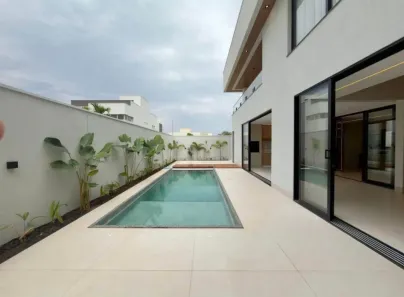 Casa de Condomínio com 3 Quartos à venda, 305m² no Nova Uberlândia, Uberlândia