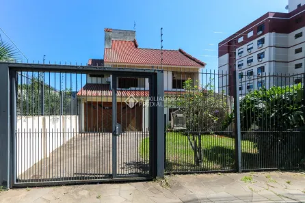 Casa com 6 Quartos à venda, 236m² no Nossa Senhora das Graças, Canoas