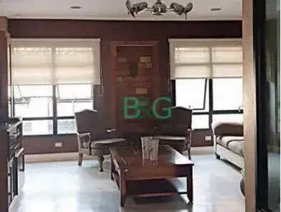 Sobrado com 4 Quartos à venda, 447m² no Vila Paiva, São Paulo