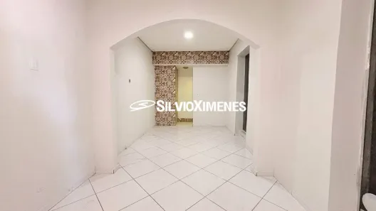 Ponto Comercial com 3 Quartos para alugar, 400m² no São José, Uberaba