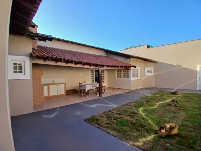 Casa com 3 Quartos à venda, 230m² no Jardim Tarraf, São José do Rio Preto