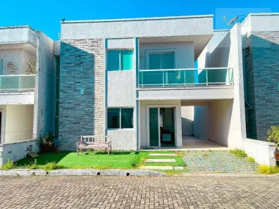 Casa de Condomínio com 3 Quartos à venda, 170m² no Curió, Fortaleza
