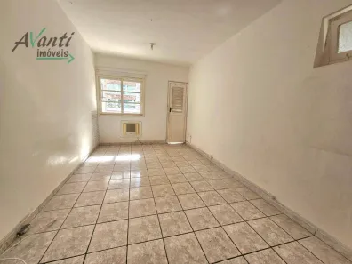 Kitnet com 1 Quarto à venda, 40m² no Gonzaga, Santos