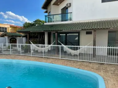 Casa com 5 Quartos para alugar, 300m² no Centro, Balneário Camboriú