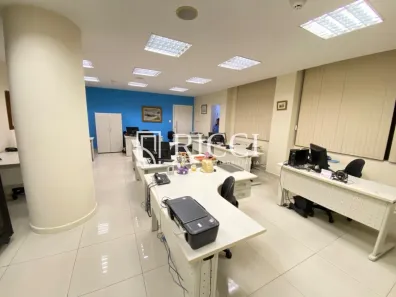 Sala Comercial à venda, 220m² no Centro, Santos