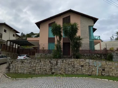 Casa com 5 Quartos à venda, 350m² no Lagoa, Macaé