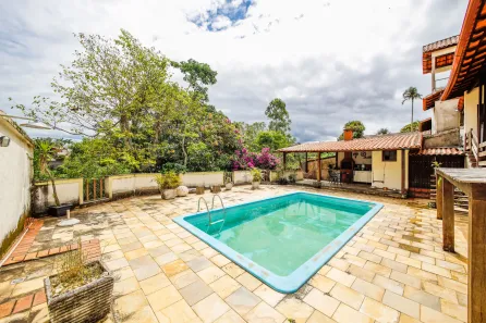 Casa com 3 Quartos à venda, 110m² no Parque Jardim da Serra, Juiz de Fora