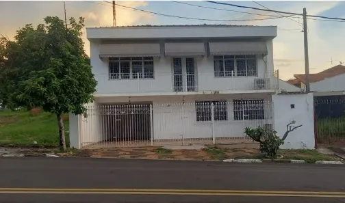 Casa com 4 Quartos para alugar, 262m² no Centro, Sumaré