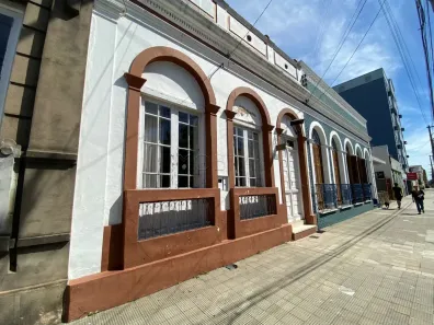 Casa com 3 Quartos à venda, 350m² no Centro, Bagé