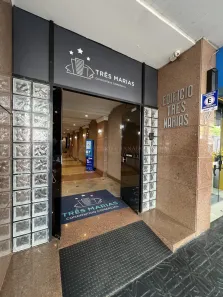 Prédio Comercial para alugar, 39m² no Zona 01, Maringá
