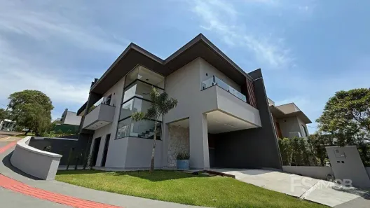 Casa de Condomínio com 3 Quartos à venda, 161m² no Heimtal, Londrina