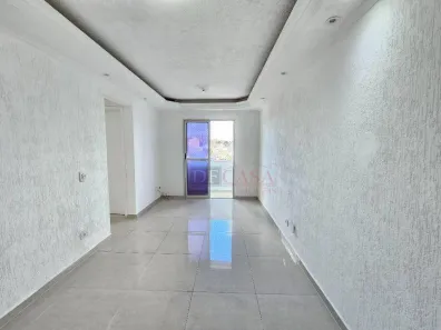 Apartamento com 2 Quartos para alugar, 52m² no Vila Carmosina, São Paulo