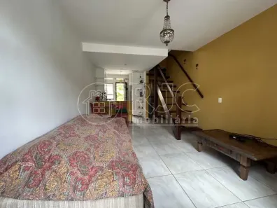 Casa de Condomínio com 2 Quartos à venda, 58m² no Parque do Imbui, Teresópolis