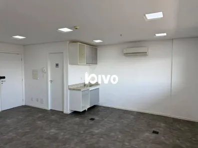 Sala Comercial à venda, 40m² no Santo Amaro, São Paulo