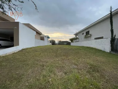 Lote/Terreno à venda, 350m² no Jardim Santa Tereza, Taubaté