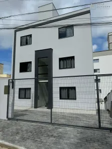 Prédio Residencial com 15 Quartos à venda, 316m² no Carvoeira, Florianópolis