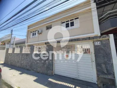 Casa com 5 Quartos à venda, 300m² no São José, Aracaju