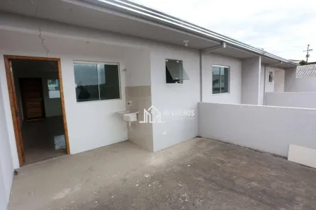 Casa com 2 Quartos à venda, 76m² no Cajuru, Curitiba