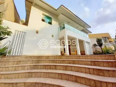 Casa com 5 Quartos à venda, 500m² no Comiteco, Belo Horizonte