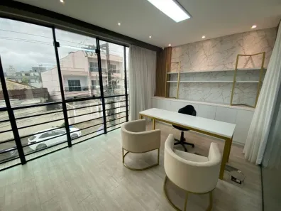 Sala Comercial à venda, 71m² no Centro, Camboriú