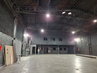 Galpão/Depósito/Armazém para alugar, 770m² no Vila Endres, Guarulhos